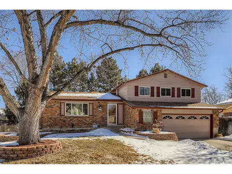 7124 Beech Ct, Arvada, CO 80004 photo 2