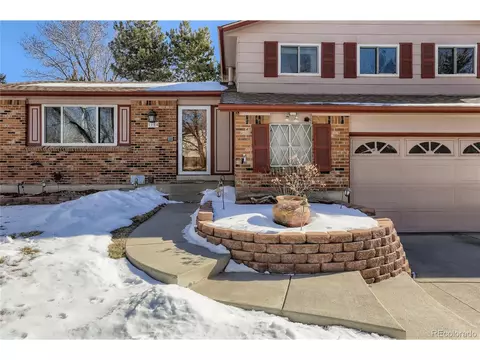 7124 Beech Ct, Arvada, CO 80004 photo 3
