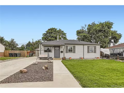 8895 Race St, Thornton, CO 80229