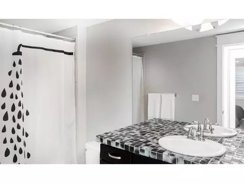 8013 E 50th Dr, Denver, CO 80238 photo 30