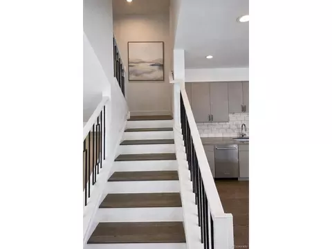 Entry Way - 6830 E Lowry Blvd, Denver, CO 80230 photo 3 of 4