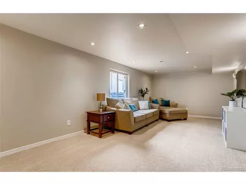 Living - 16688 E Hialeah Ave, Centennial, CO 80015 photo 4 of 4