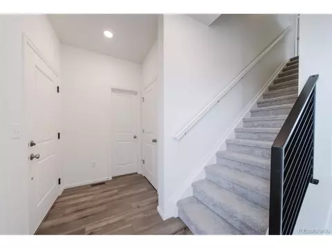 22103 E 38th Pl, Aurora, CO 80019 photo 9