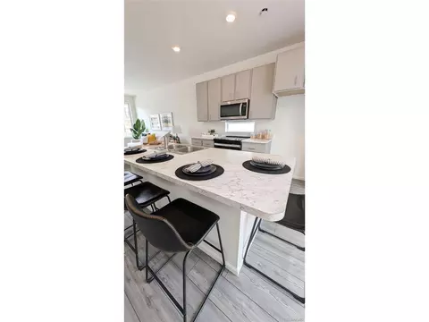 21861 E 38th Pl, Aurora, CO 80019 photo 11