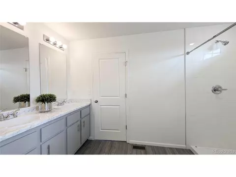 21861 E 38th Pl, Aurora, CO 80019 photo 35