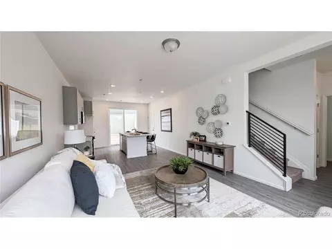 21861 E 38th Pl, Aurora, CO 80019 photo 17
