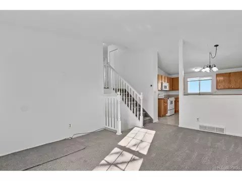 845 Madison Way, Bennett, CO 80102 photo 3