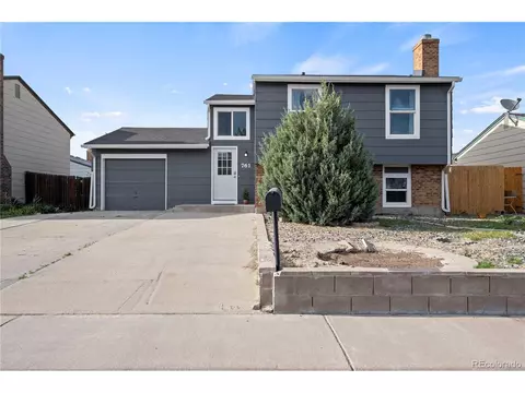 761 Centennial Dr, Bennett, CO 80102 photo 1