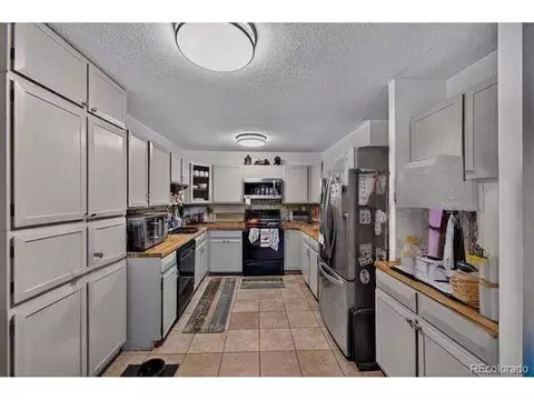 9380 E Center Ave #65-1B, Denver, CO 80247