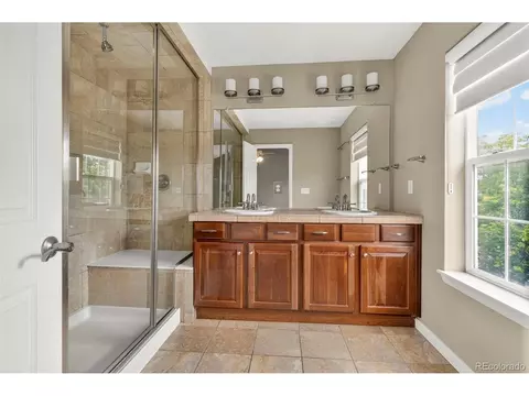 Bath - 8476 E 35th Ave, Denver, CO 80238 photo 6 of 6