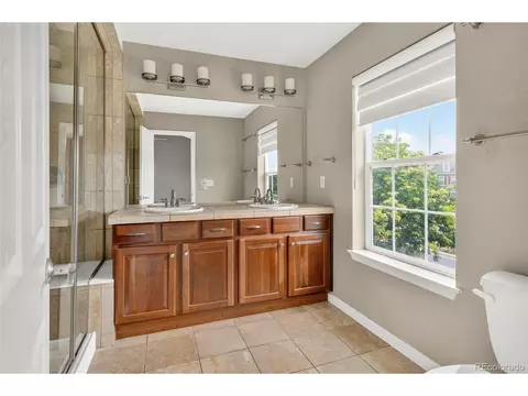 Bath - 8476 E 35th Ave, Denver, CO 80238 photo 4 of 6