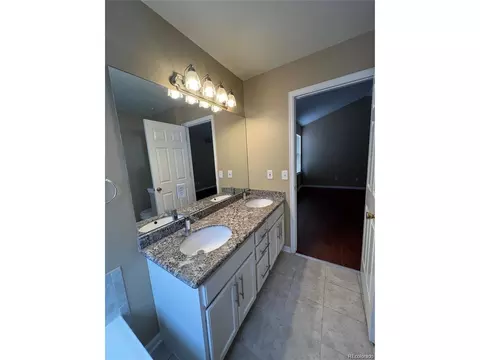 19193 E Amherst Dr, Aurora, CO 80013 photo 14