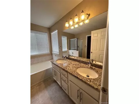 19193 E Amherst Dr, Aurora, CO 80013 photo 13