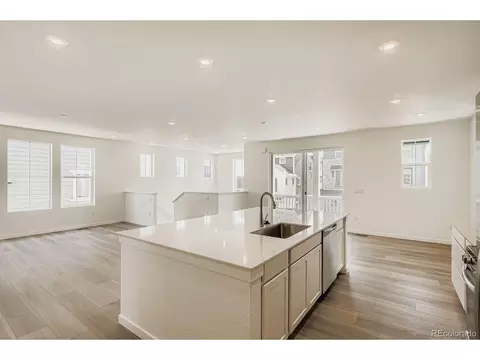 6727 E 149th Ave, Thornton, CO 80602 photo 2