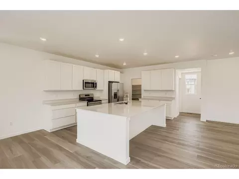 6727 E 149th Ave, Thornton, CO 80602 photo 3