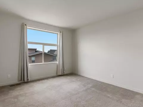 Bedroom - 8853 E 55th Ave, Denver, CO 80238 photo 5 of 6