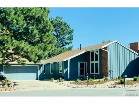 2976 S Moline Pl, Aurora, CO 80014