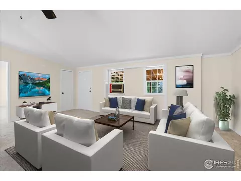 218 Grape St #1, Hudson, CO 80642
