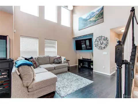 2025 E 98th Pl, Thornton, CO 80229 photo 4