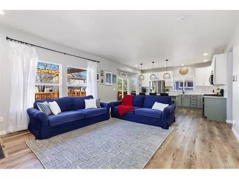 645 Short Ct, Dacono, CO 80514 photo 9