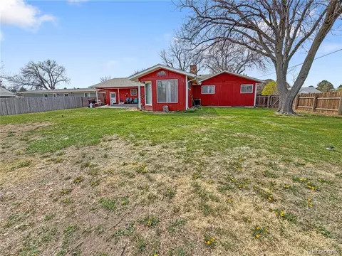 Exterior - 662 Ash Ave, Akron, CO 80720 photo 1 of 6