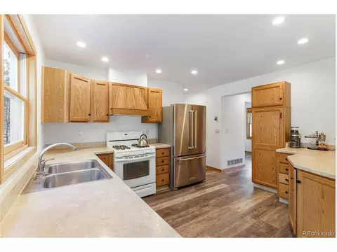 Kitchen - 18673 N Elbert Rd, Elbert, CO 80106 photo 1 of 2