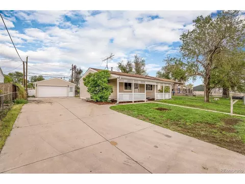 7860 Hollywood St, Commerce City, CO 80022