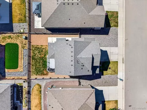 View/Area - 172 Fox St, Bennett, CO 80102 photo 2 of 4