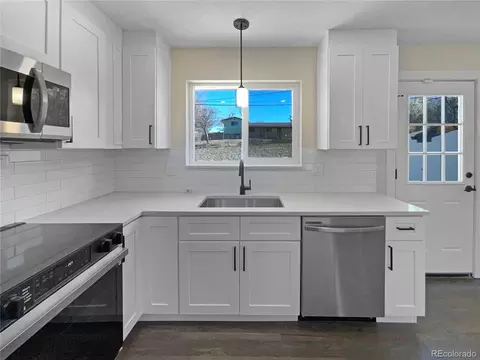762 S Simms St, Lakewood, CO 80228 photo 10
