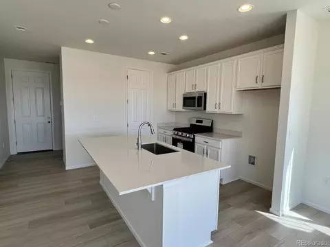 4604 Hatcher Dr, Brighton, CO 80601 photo 3