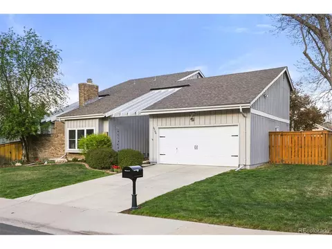 3706 Easter Dr, Centennial, CO 80122 photo 3