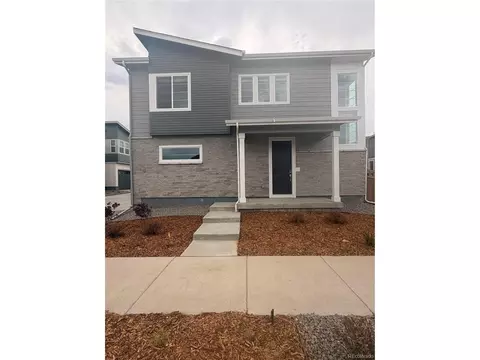22719 E 47th Dr, Aurora, CO 80019