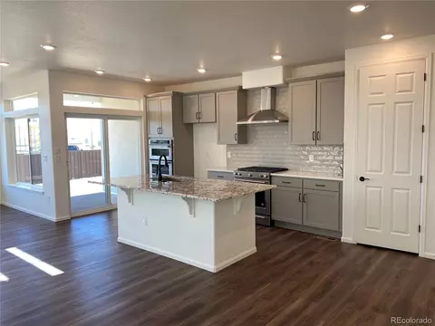 21721 E 50th Dr, Aurora, CO 80019 photo 3