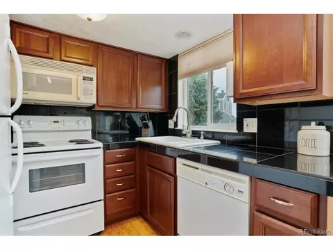 11762 E Cedar Ave, Aurora, CO 80012 photo 9