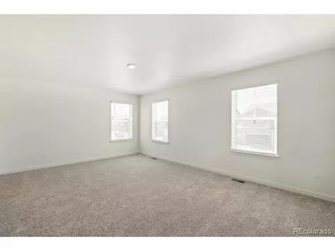 27415 E Byers Pl, Aurora, CO 80018 photo 9