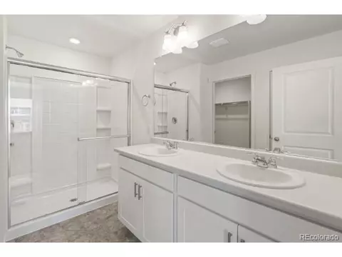 27415 E Byers Pl, Aurora, CO 80018 photo 10
