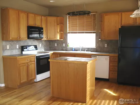 6352 Sage Ave, Firestone, CO 80504 photo 5