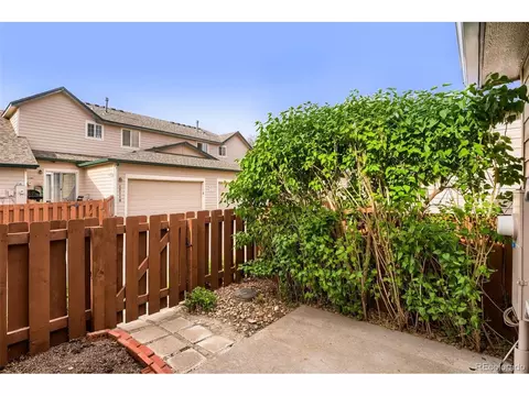 Exterior - 18130 E Bethany Pl, Aurora, CO 80013 photo 5 of 6