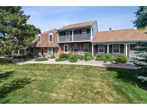 2424 E Fremont Ct, Centennial, CO 80122