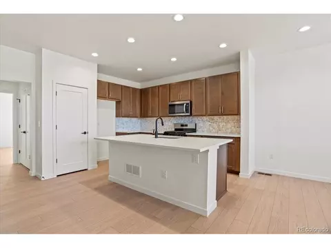 2849 E 103rd Dr, Thornton, CO 80229 photo 13