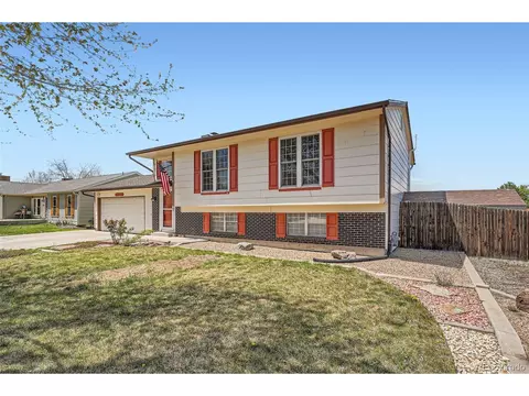 1207 S Memphis St, Aurora, CO 80017