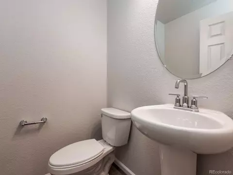 Undisclosed, Aurora, CO 80019 photo 12