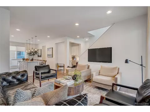 15625 E Broncos Pl, Centennial, CO 80112 photo 9