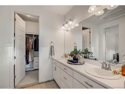 15625 E Broncos Pl, Centennial, CO 80112 photo 29