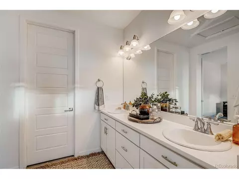 15625 E Broncos Pl, Centennial, CO 80112 photo 28