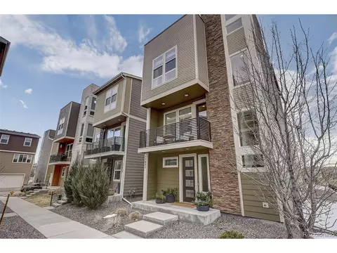 15625 E Broncos Pl, Centennial, CO 80112