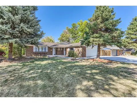 381 Newark St, Aurora, CO 80010