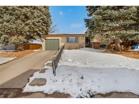204 S 3rd St, Berthoud, CO 80513 photo 2