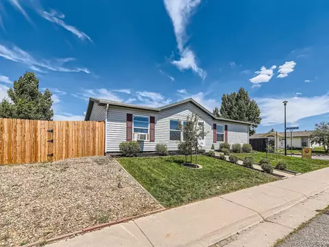 786 Locust Ave, Lochbuie, CO 80603