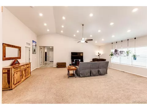 396 Maple St, Bennett, CO 80102 photo 12